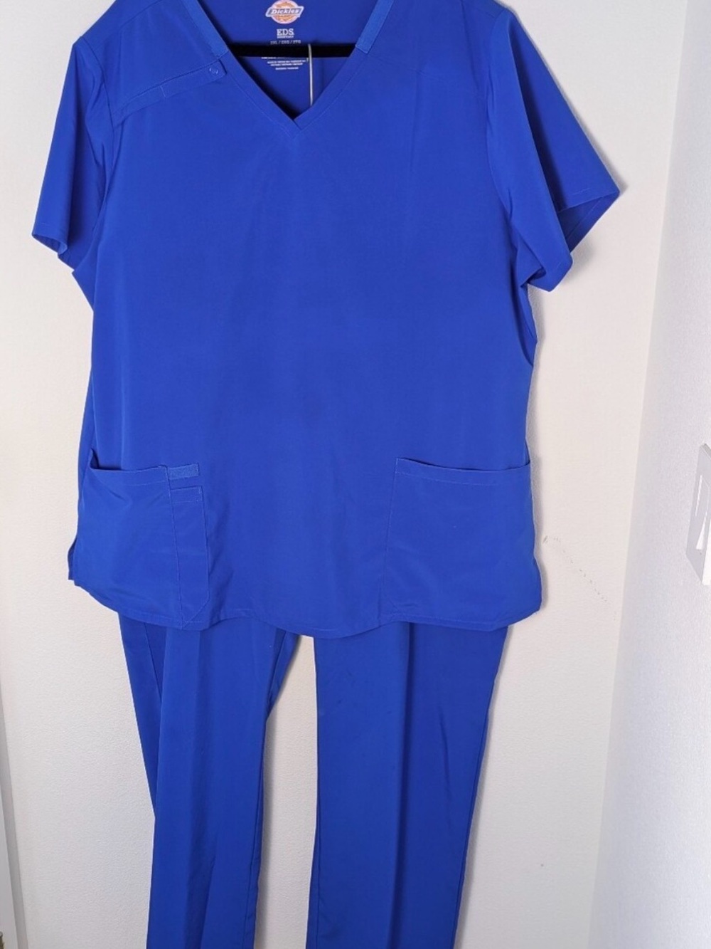 Dickies Women’s Scrub Top & Pants Set — Royal Blue